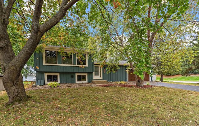 11005 Hyland Terrace, Eden Prairie, MN 55344
