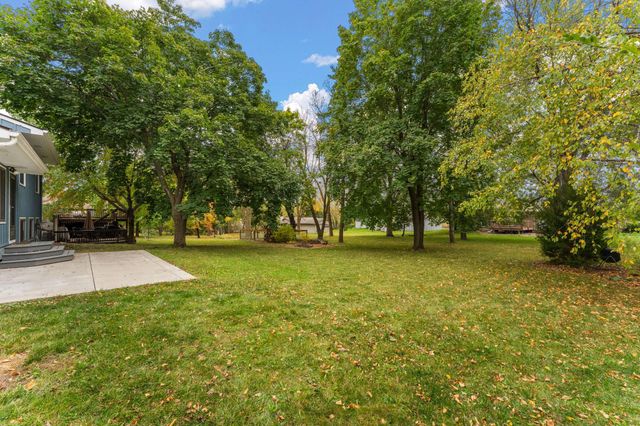 11005 Hyland Terrace, Eden Prairie, MN 55344