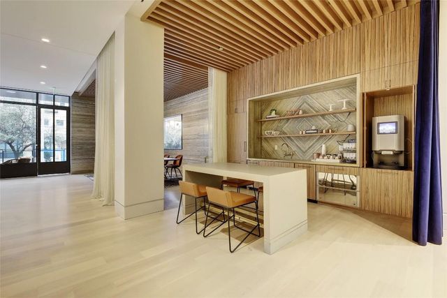 501 West Ave 703, Austin, TX 78701