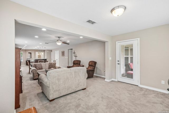 13063 CACHE CRK, San Antonio, TX 78253