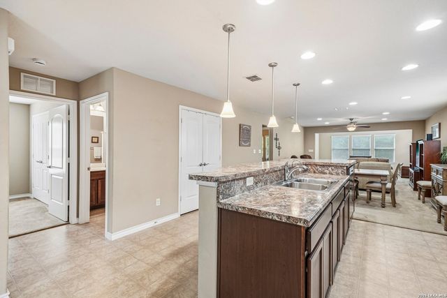 13063 CACHE CRK, San Antonio, TX 78253