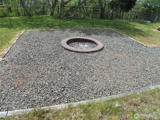 708 338th Place, Ocean Park, WA 98640