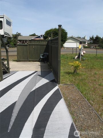 708 338th Place, Ocean Park, WA 98640