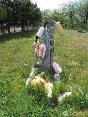 708 338th Place, Ocean Park, WA 98640