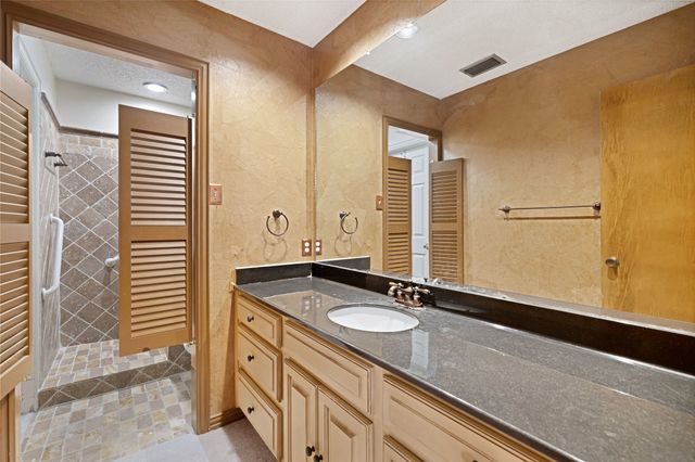 7106 Casablanca Court, Dallas, TX 75248