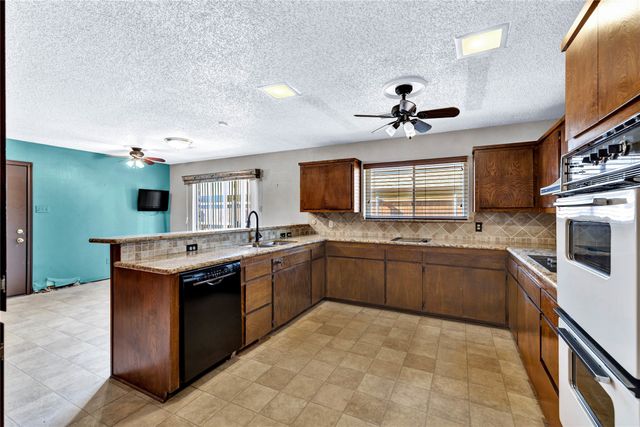 7106 Casablanca Court, Dallas, TX 75248