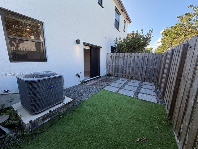 909 NE 211th Street, Miami, FL 33179