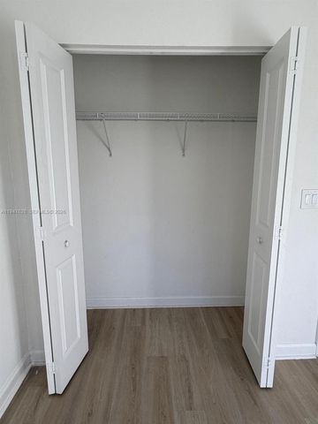 909 NE 211th Street, Miami, FL 33179