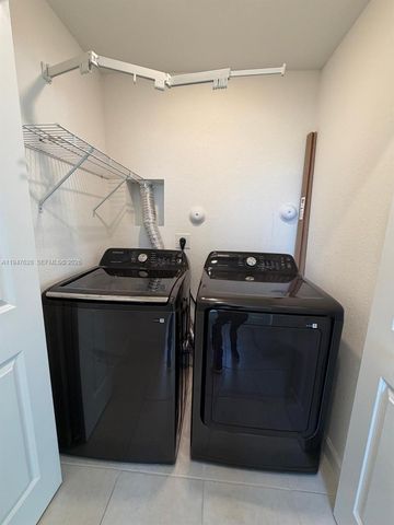 909 NE 211th Street, Miami, FL 33179