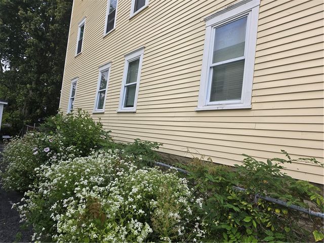 59 Court Street, Bristol, RI 02809