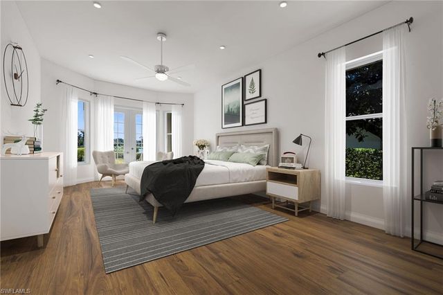 968 Spanish Moss TRL, Naples, FL 34108