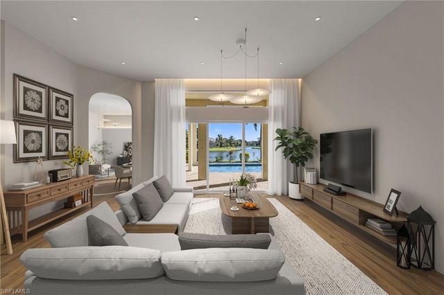 968 Spanish Moss TRL, Naples, FL 34108