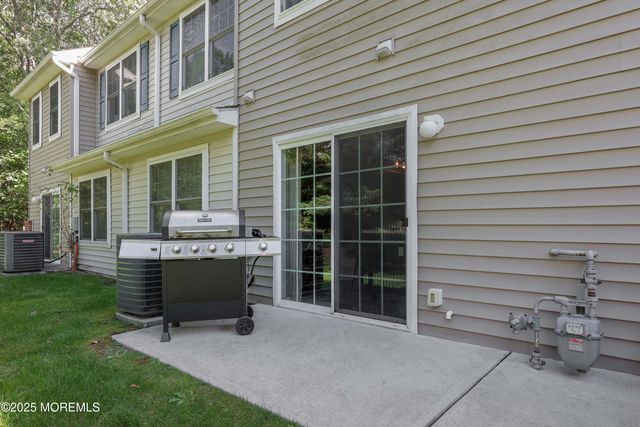 207 Harvest Way, Toms River, NJ 08755