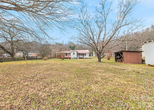 1124 Skyland Drive, Sylva, NC 28779