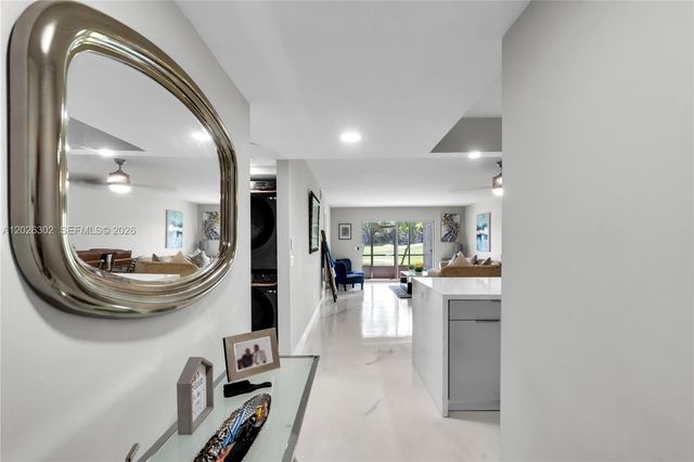 900 SW 128th Avenue 105D, Pembroke Pines, FL 33027