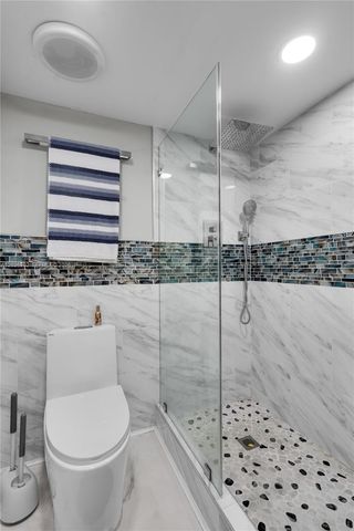 900 SW 128th Avenue 105D, Pembroke Pines, FL 33027