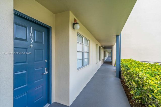900 SW 128th Avenue 105D, Pembroke Pines, FL 33027