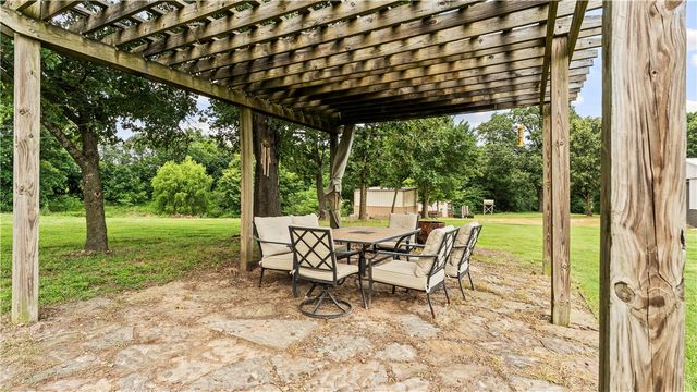 13878 Wayne Boyd Road, Lincoln, AR 72744