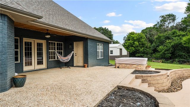 13878 Wayne Boyd Road, Lincoln, AR 72744
