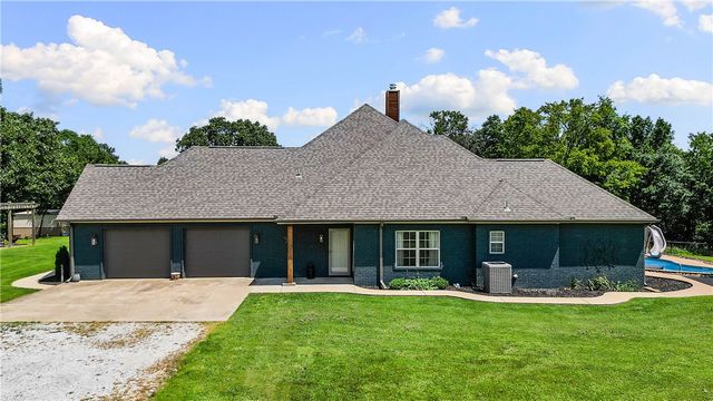 13878 Wayne Boyd Road, Lincoln, AR 72744
