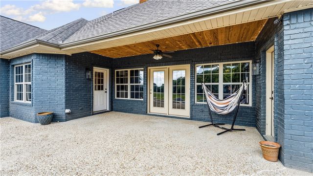 13878 Wayne Boyd Road, Lincoln, AR 72744