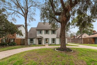 5010 Oak Shadows Drive, Houston, TX 77091