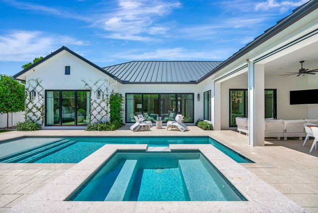 109 NE 9th Street, Delray Beach, FL 33444