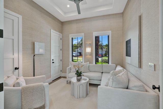 109 NE 9th Street, Delray Beach, FL 33444