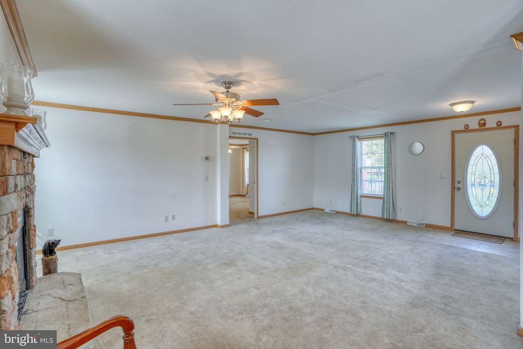 Image 10 of property listing at 31729 W EDGE RD, Millington, MD 21651