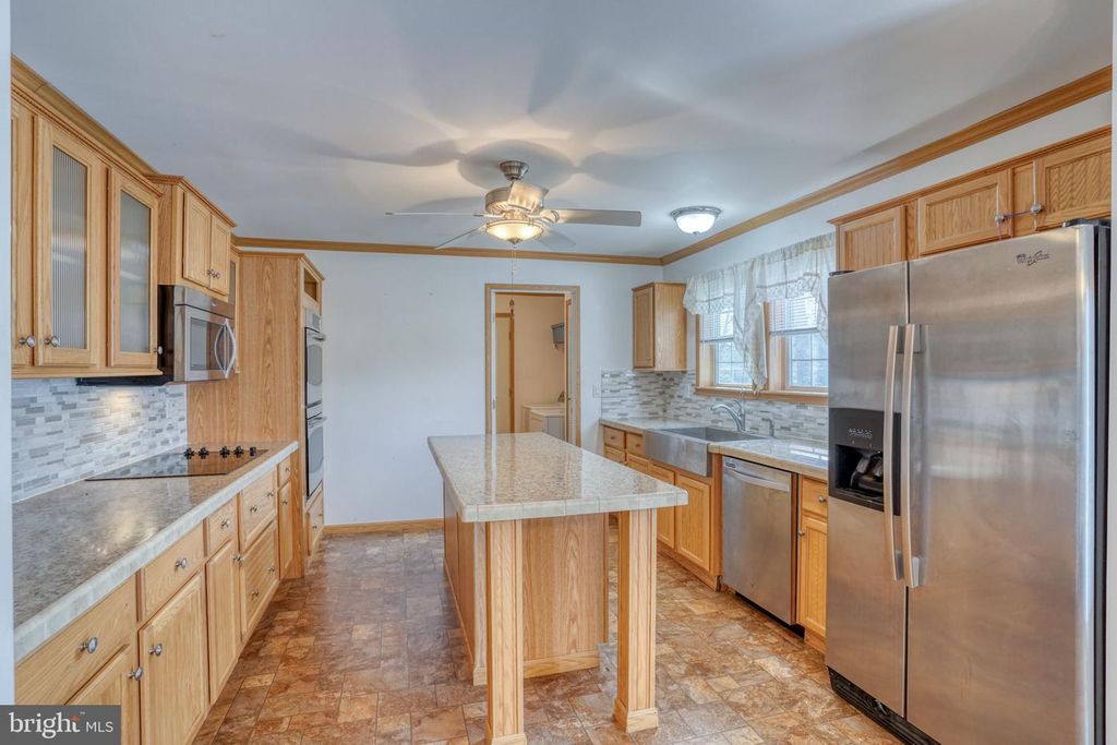 Image 14 of property listing at 31729 W EDGE RD, Millington, MD 21651