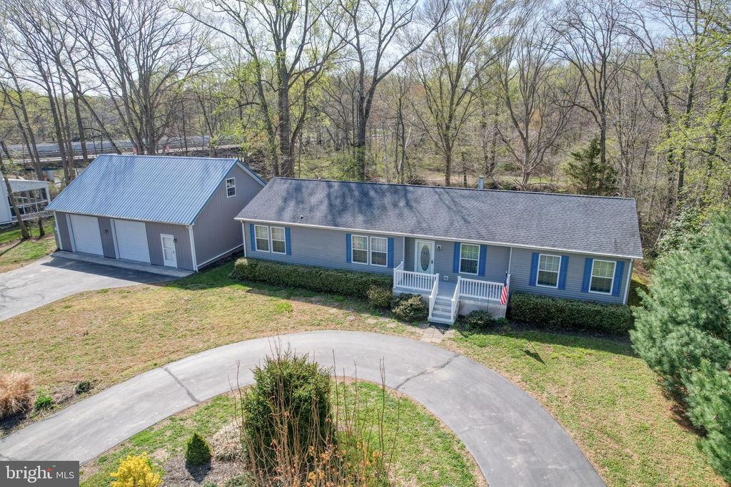Image 2 of property listing at 31729 W EDGE RD, Millington, MD 21651
