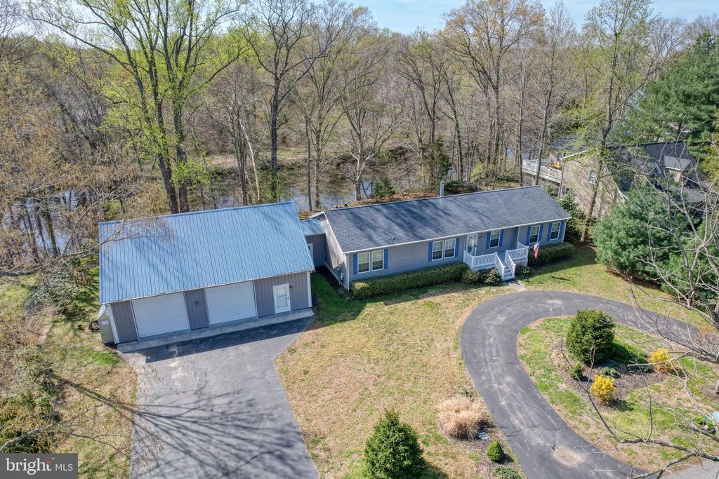 Image 38 of property listing at 31729 W EDGE RD, Millington, MD 21651