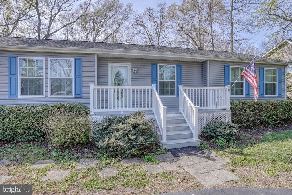Image 5 of property listing at 31729 W EDGE RD, Millington, MD 21651