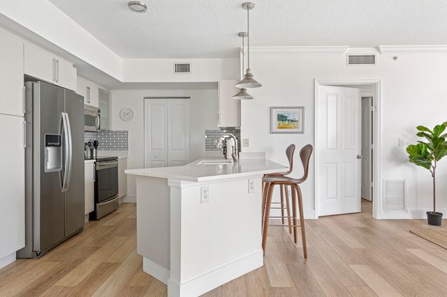 600 S Dixie Highway 519, West Palm Beach, FL 33401