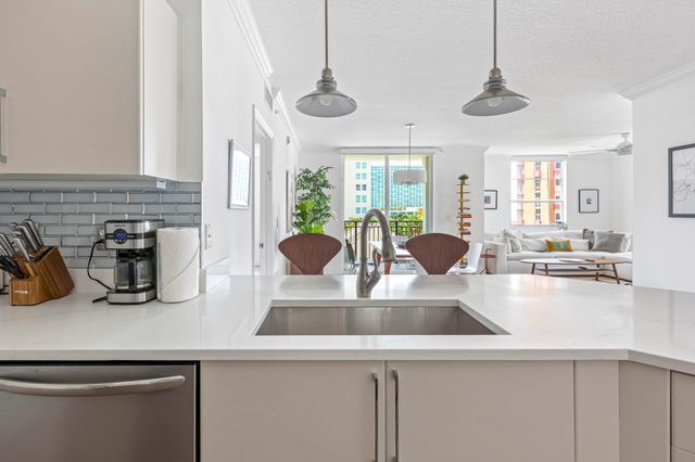 600 S Dixie Highway 519, West Palm Beach, FL 33401