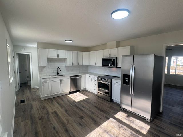 3613 Kirkfield Drive, Fort Wayne, IN 46815