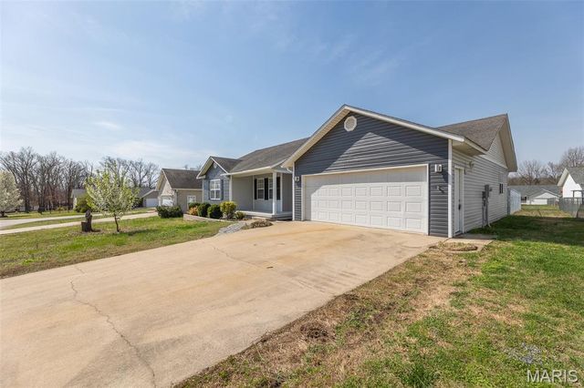 354 Murfield Drive, Poplar Bluff, MO 63901