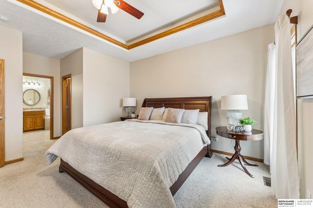 4304 N 176th Avenue, Omaha, NE 68116