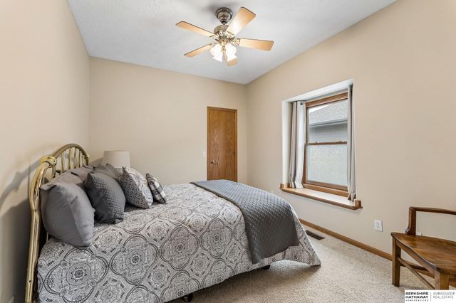 4304 N 176th Avenue, Omaha, NE 68116