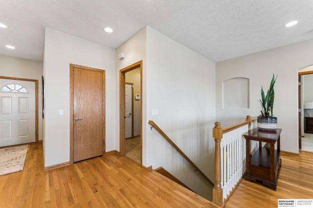 4304 N 176th Avenue, Omaha, NE 68116