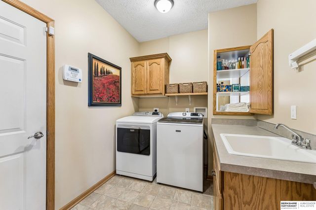 4304 N 176th Avenue, Omaha, NE 68116