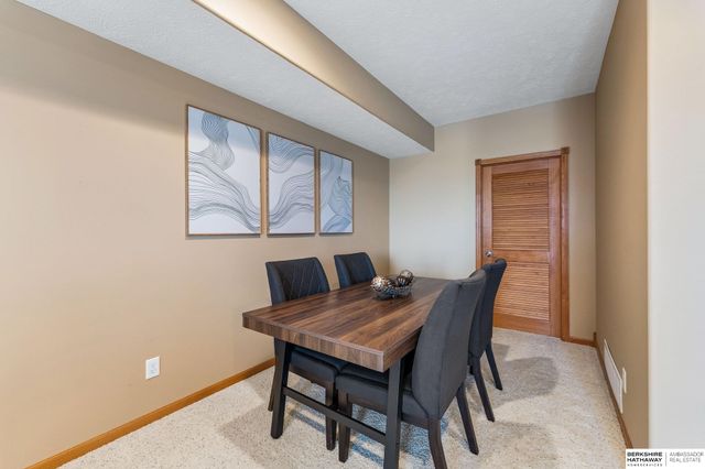 4304 N 176th Avenue, Omaha, NE 68116