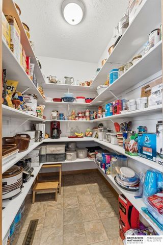 4304 N 176th Avenue, Omaha, NE 68116