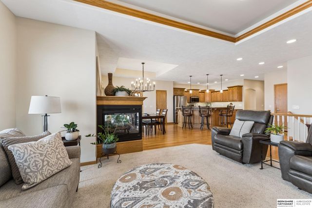 4304 N 176th Avenue, Omaha, NE 68116