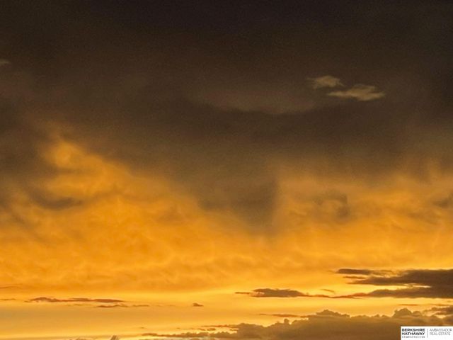 4304 N 176th Avenue, Omaha, NE 68116