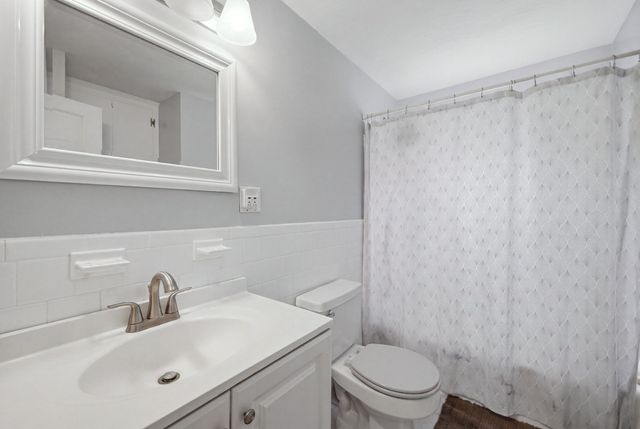 180 River St, Billerica, MA 01821