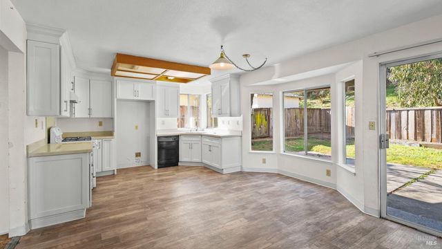 157 James River Rd, Vallejo, CA 94591