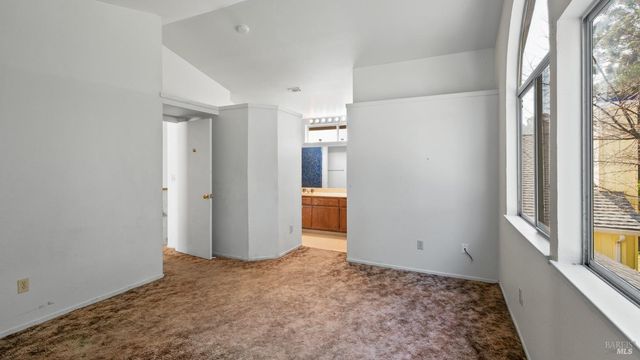 157 James River Rd, Vallejo, CA 94591