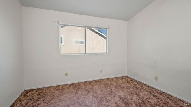 157 James River Rd, Vallejo, CA 94591