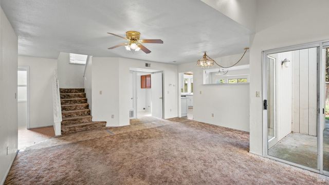 157 James River Rd, Vallejo, CA 94591